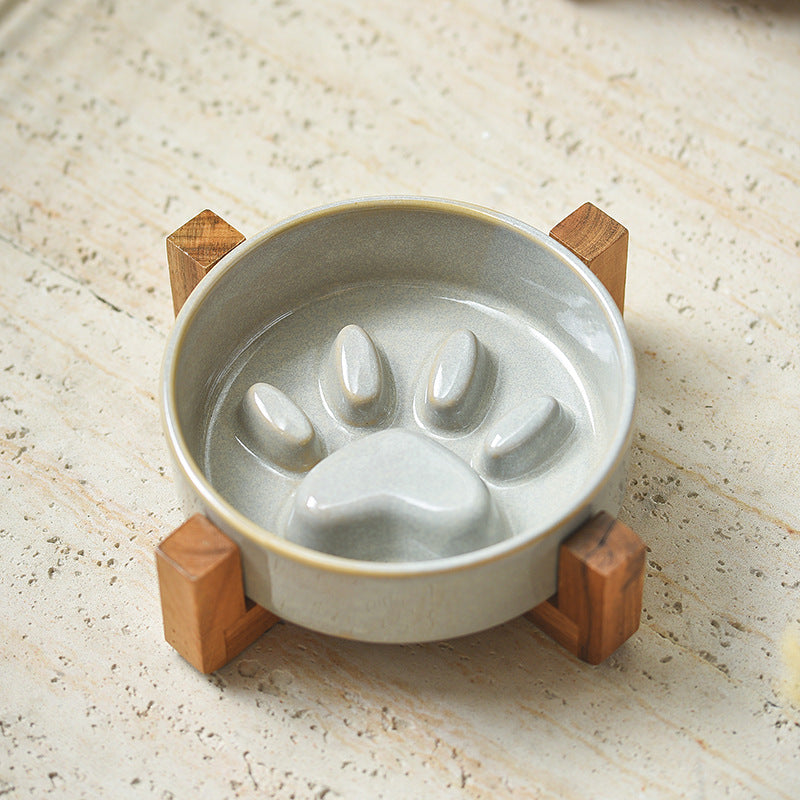 Raised paw shape helps reduce fast eating