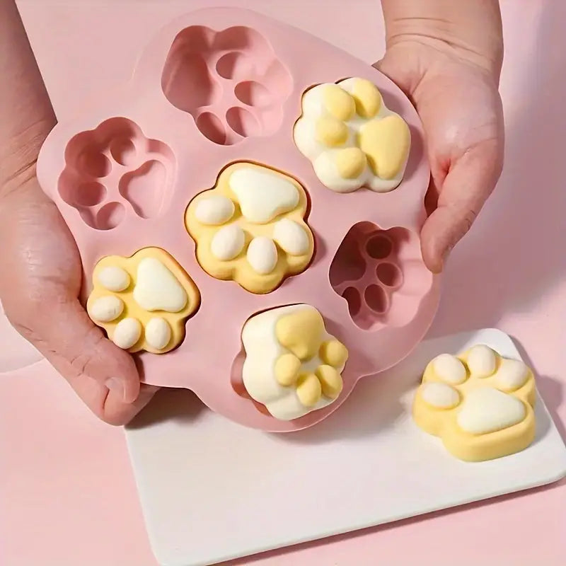 Silicone Paw Mold for Treats & Baking